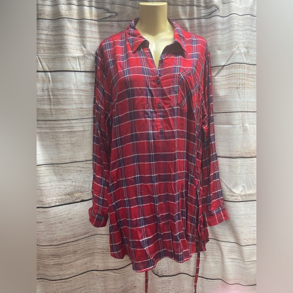 Maternity Plaid blouse/top - Picture 5 of 10